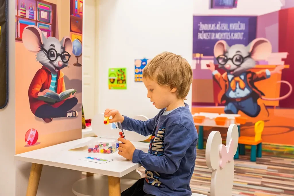 vaiku ugdymo ir uzimtumo studija peliukas ziniukas